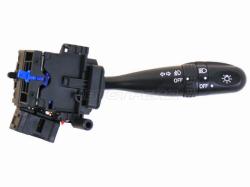 Переключатель подрулевой с кнопкой под туманки TOYOTA VITZ,IST,COROLLA,RAV4 00-07 (Правый руль)