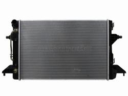 Радиатор Hyundai Elantra 20-