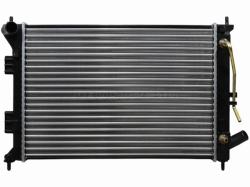 Радиатор Hyundai Creta 15-20 / Elantra 10-16 / Kia Ceed 12-18 / Soul 08-14 / Hyundai Accent 99-12 /