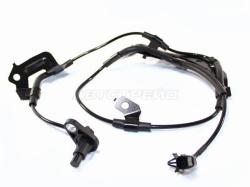 Датчик ABS перед MITSUBISHI L200 15-/PAJERO SPORT 15- правый