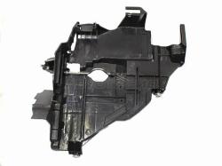 Крепление фары Volkswagen Touareg 02-07 (Слева)