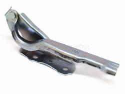 Петля капота Skoda Rapid 20- / Volkswagen Polo 20-22 (Слева)