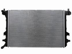 Радиатор Audi A3 12-19 / Skoda Karoq 17- / Kodiaq 16-22 / Octavia 12-20 / Volkswagen Golf 12-19 / Pa