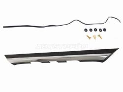 Молдинг крышки багажника Toyota Corolla (E180) 16-19