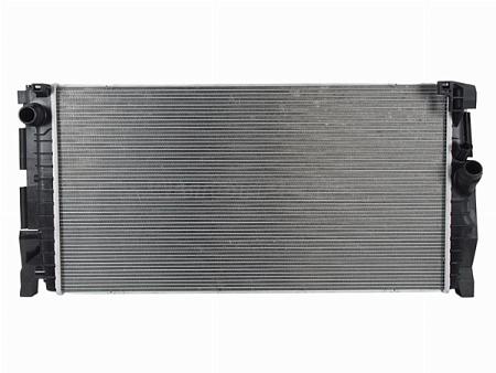 Радиатор BMW 1-Series 19- / X1 15-22