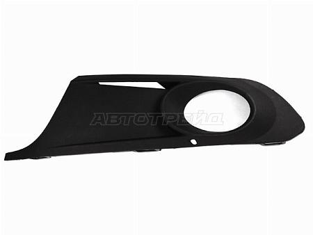 Оправа ПТФ Volkswagen Jetta 10-14 (Слева)