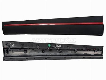 Молдинг двери OMODA C5 22- (Спереди/ Слева/ красный)