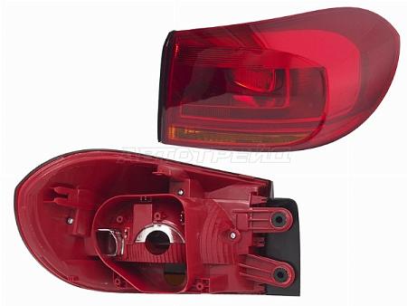 Фонарь задний Volkswagen Tiguan 11-17 (Справа)