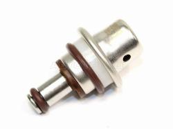 Регулятор давления топлива 2AZ/1,3,4ZZ/2GR/1,3AR/1-3ZR 04- (на бензонасос)