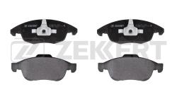 Колодки торм. диск. передн. Citroen Berlingo II 08- C4 Picasso 07- DS4 11- DS5 13- Peugeot 5008  bs-1254