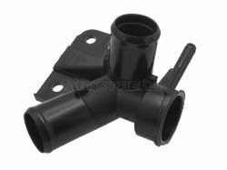 Патрубок системы охлаждения TOYOTA VITZ 99-/ IST 02-/ RAUM 03-/ PLATZ 99-