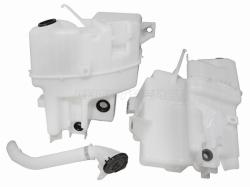 Бачок омывателя Toyota Camry (XV70) 17-21 (Комлектация под датчик уровня жидкости/ Под омыватели фар