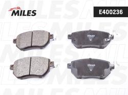 Колодки тормозные INFINITI FX35/45 03-/NISSAN MURANO 05- передние LowMetallic E400236