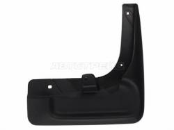 Брызговик Nissan Patrol 10-19 (Спереди/ Справа)