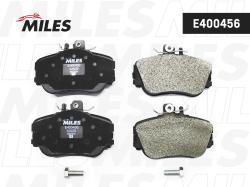 E400456 Колодки тормозные MERCEDES W202 93-00 передние LowMetallic