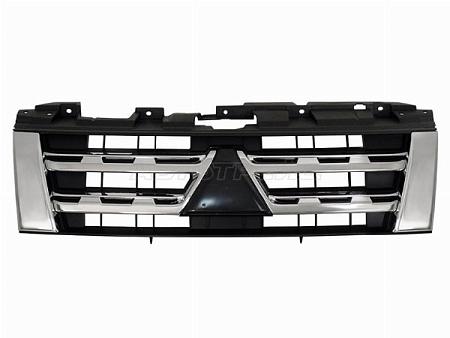 Решетка радиатора Mitsubishi Pajero 11-15