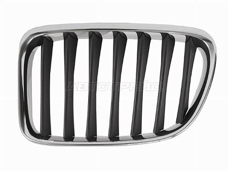 Решетка радиатора BMW X1 09-15 (Слева)