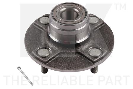 Ступица с подшипником NISSAN PRIMERA P10 90-96 зад. 762218