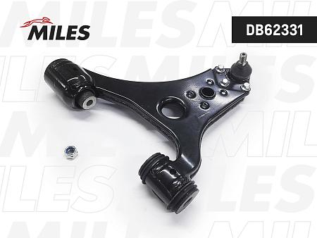 DB62331 Рычаг MERCEDES W169/W245 04- пер.подв.прав.