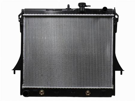 Радиатор Hummer H3 05-10